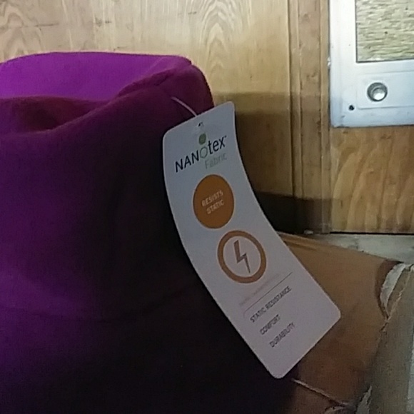 Hat - Picture 2 of 2